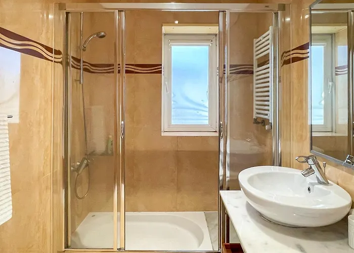 Cozy & Calm House Οβάρ